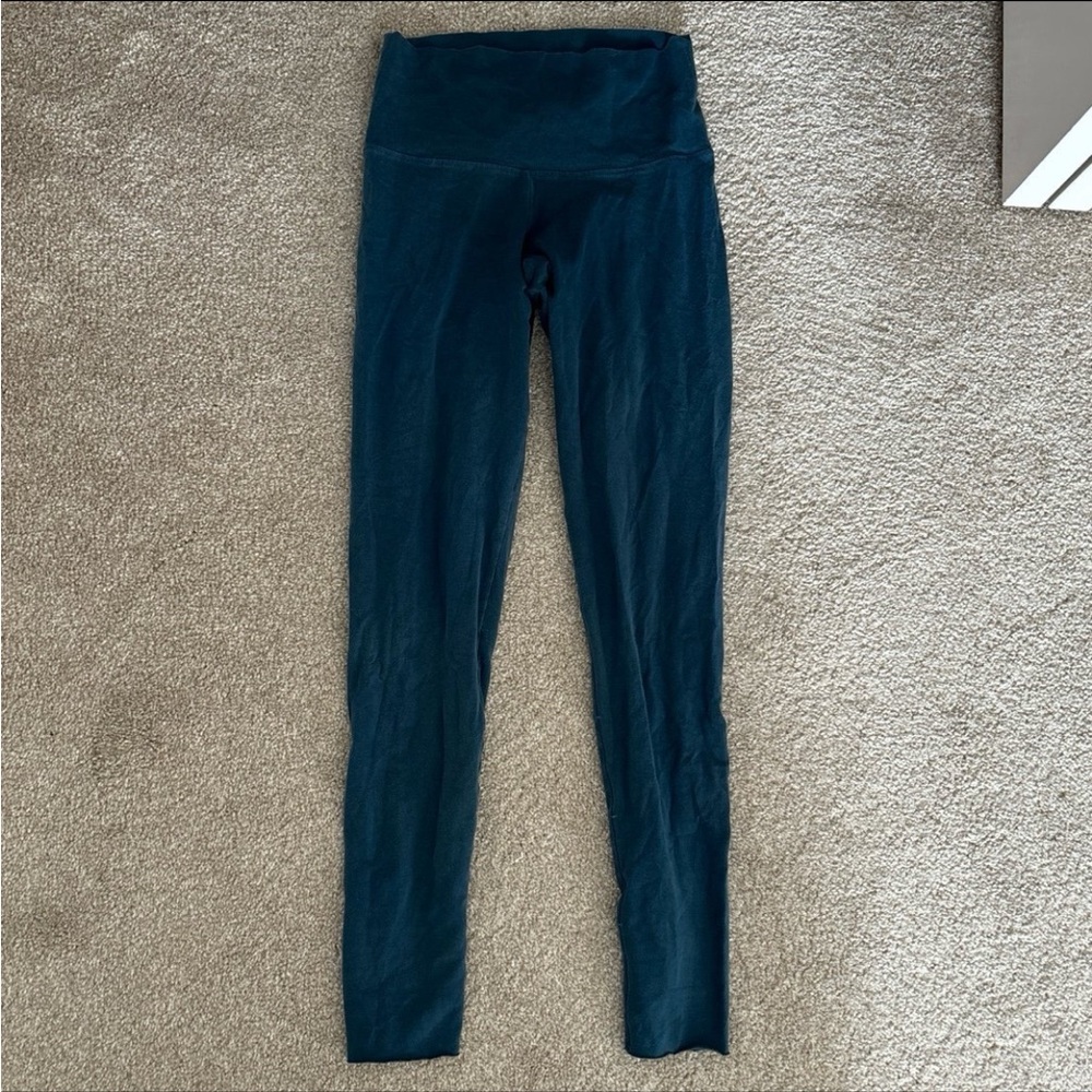 Aritzia TNA cotton leggings small